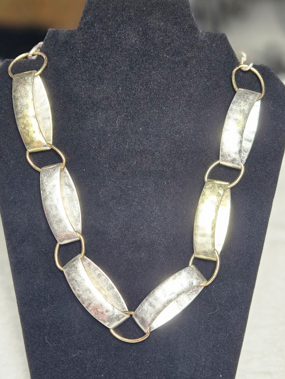 1990's Robert Lee Morris Soho Hammered Oval Link Statement Necklace 18-20" Adj. - Picture 6 of 9